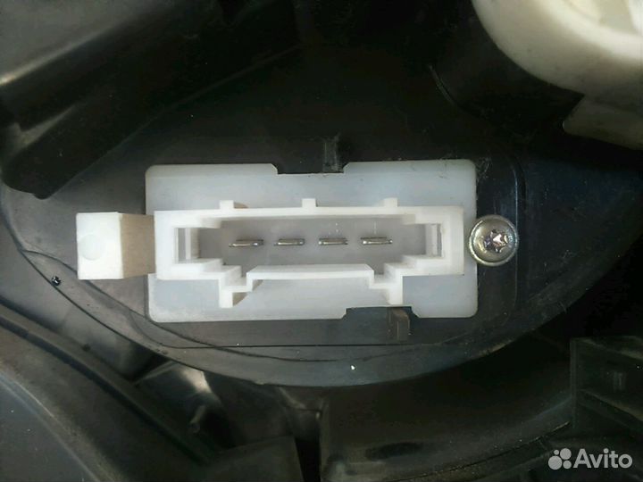 Резистор отопителя печки Рено Логан