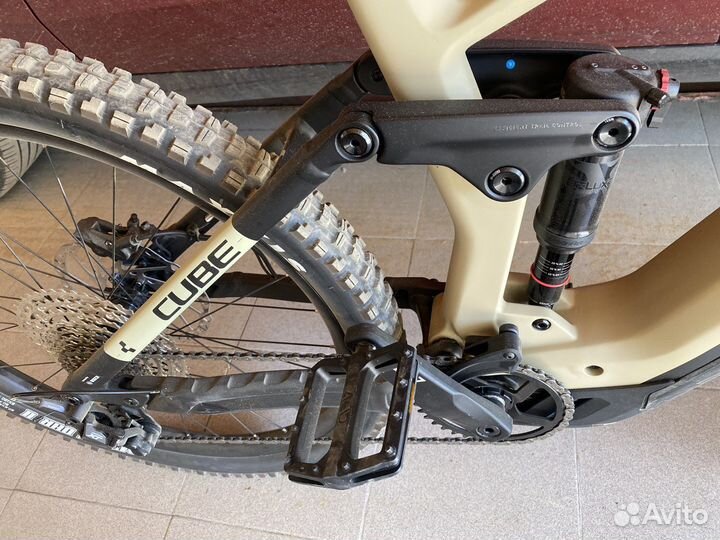 Электровелосипед cube