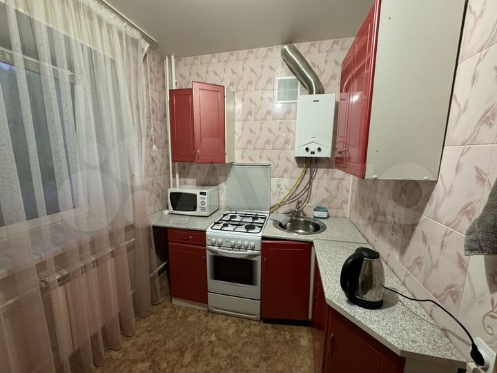 1-к. квартира, 40 м², 2/5 эт.