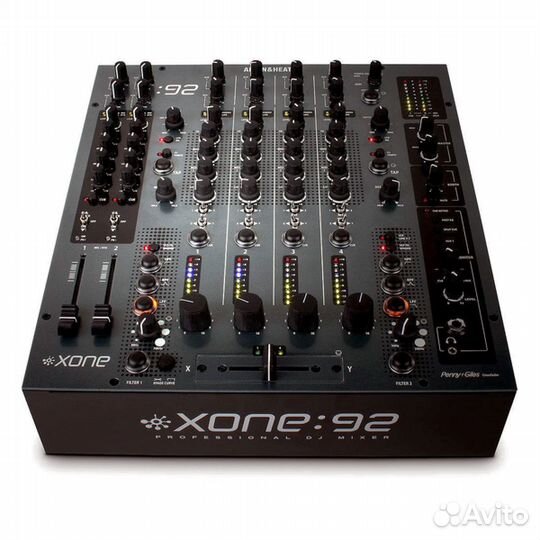 Dj микшерный пульт Allen & Heath xone 92
