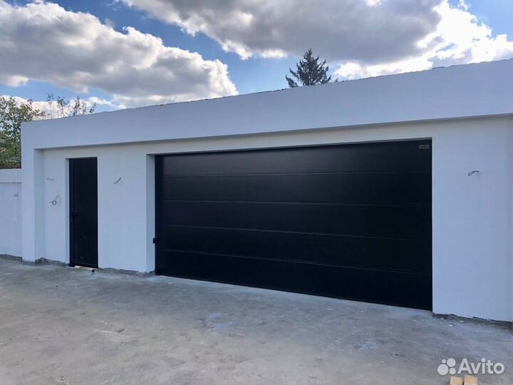 Секционные ворота