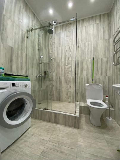 2-к. квартира, 43 м², 3/7 эт.