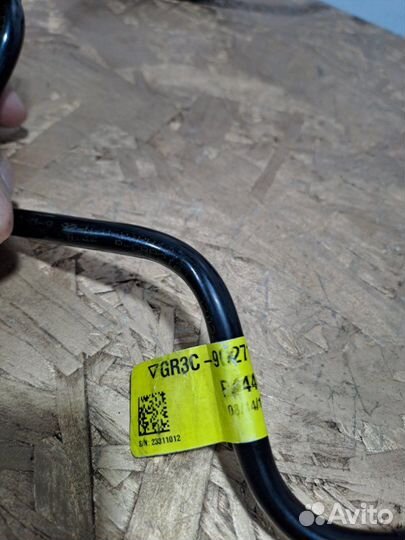 Трубка угольного фильтра Ford Mustang 5.0 GT 2017