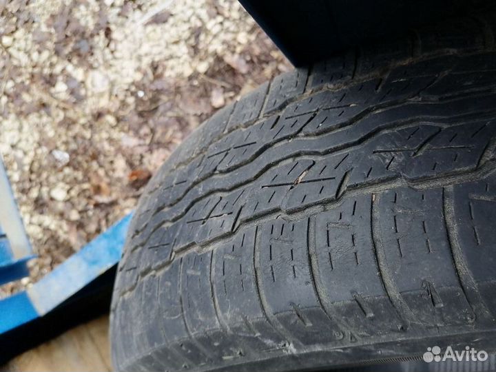 Bridgestone Dueler A/T 225/65 R17