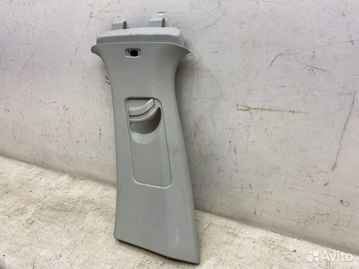 Обшивка стойки левая Skoda Kodiaq 2016