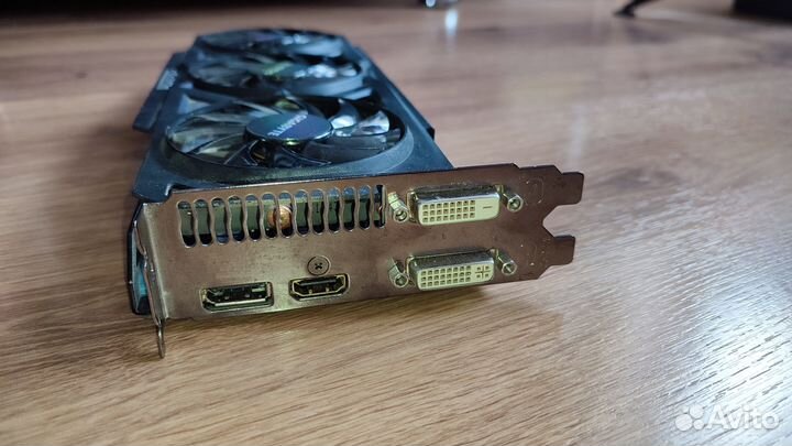 Видеокарта GigaByte AMD Radeon R9 270X