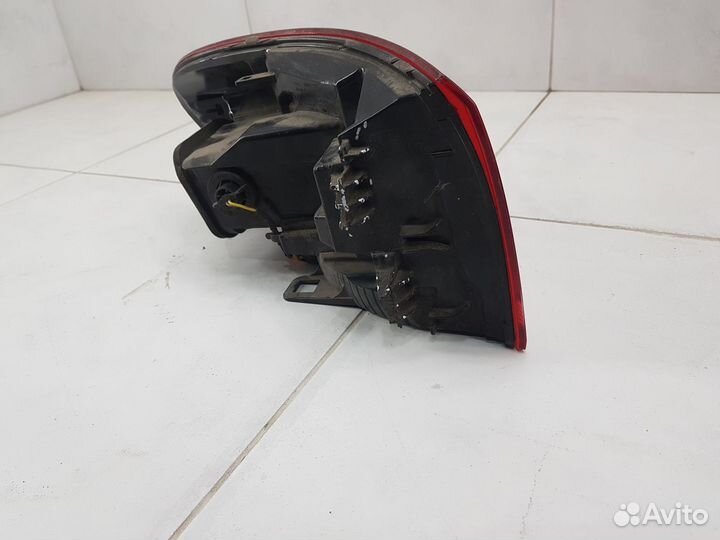 Фонарь задний правый наружный Volkswagen Tiguan