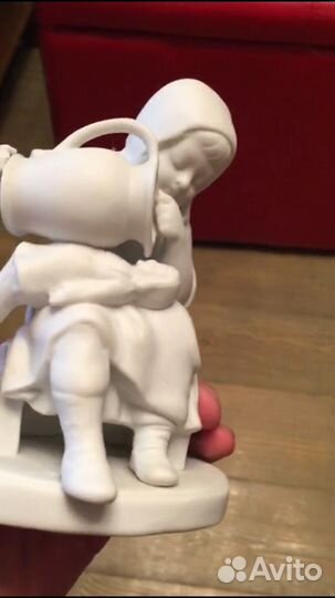 Статуэтки антикварные и lladro