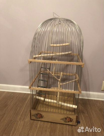 Большая клетка для птиц