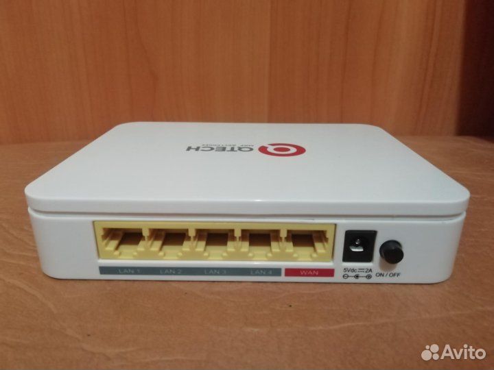 Универсальный роутер Wi-Fi до 300 мбит/сек