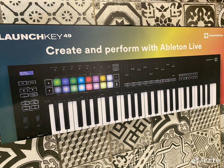 Novation Launchkey 49 MK3