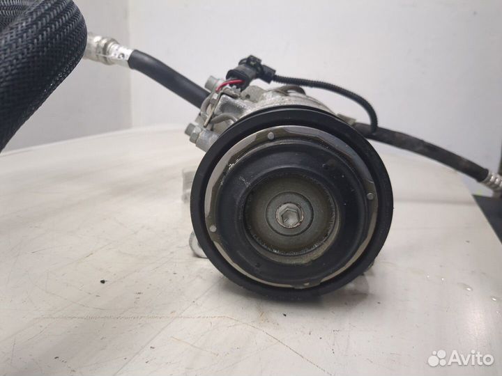 Компрессор кондиционера BMW 2 F44