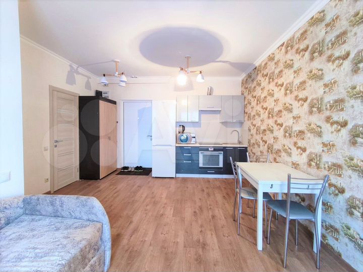 2-к. квартира, 42 м², 8/25 эт.