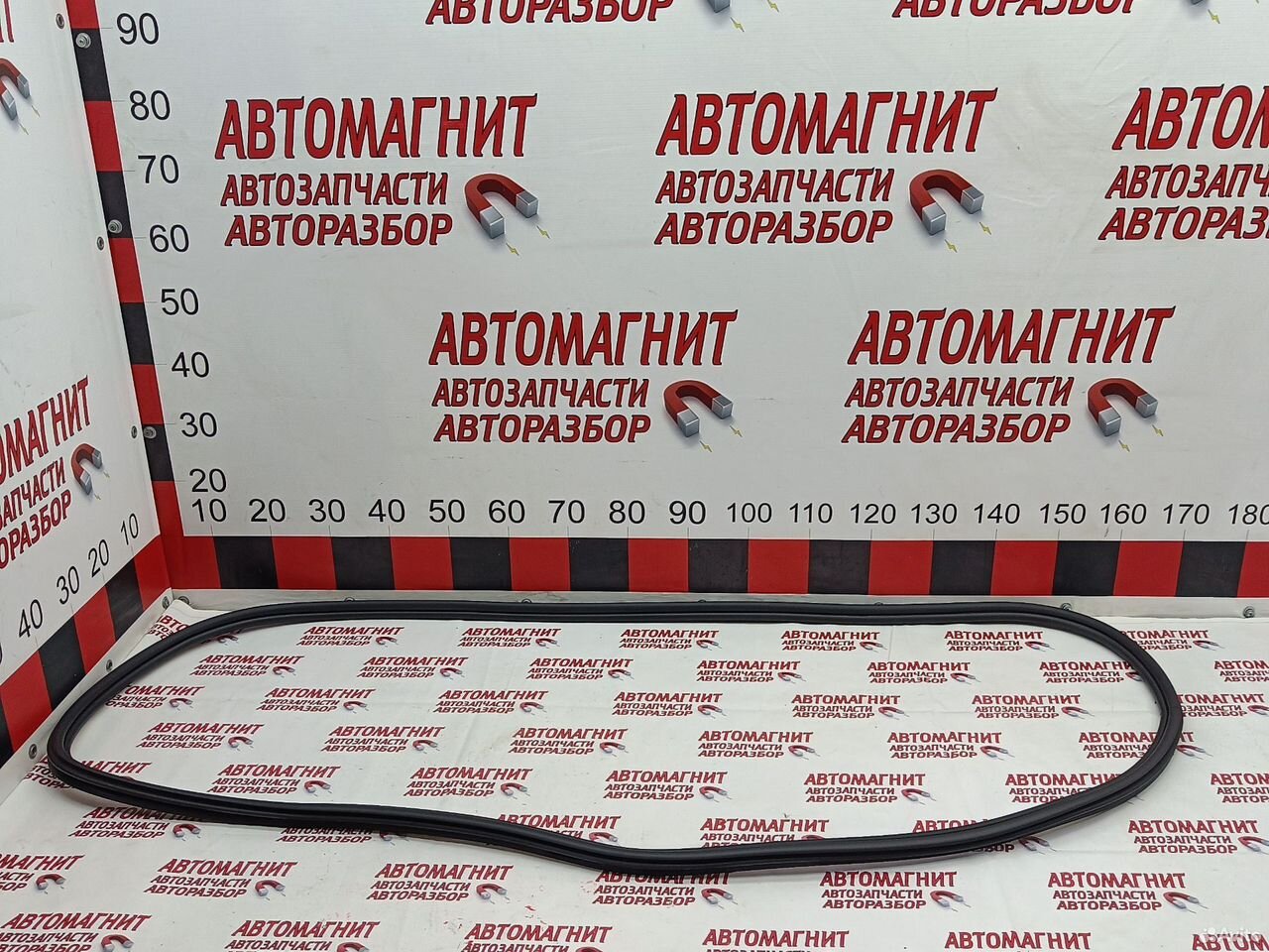 Уплотнитель двери задней левой Lixiang L9