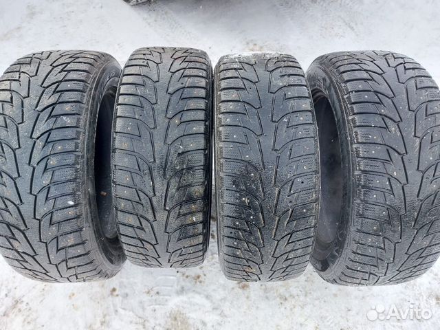 Hankook Winter I'Pike 225/55 R17
