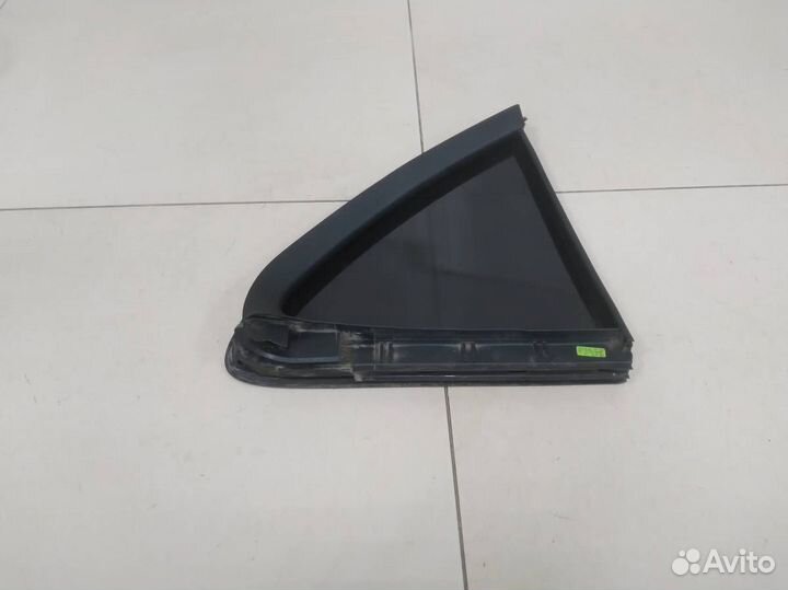 Стекло двери задней левой форточка Nissan Almera C