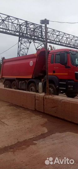 Водитель самосвала вахта