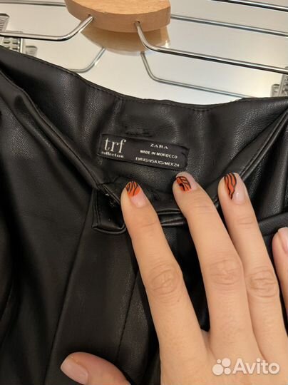 Шорты из эко кожи zara