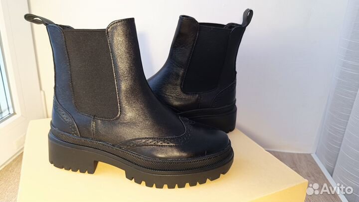 Женские ботинки Челси