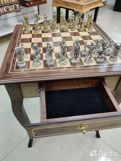Шахматный стол эксклюзивный