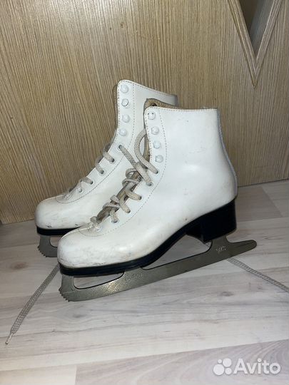 Детские коньки 36 р