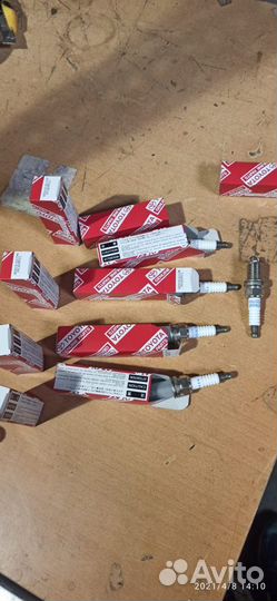 Свечи зажигания Toyota 90919-01194