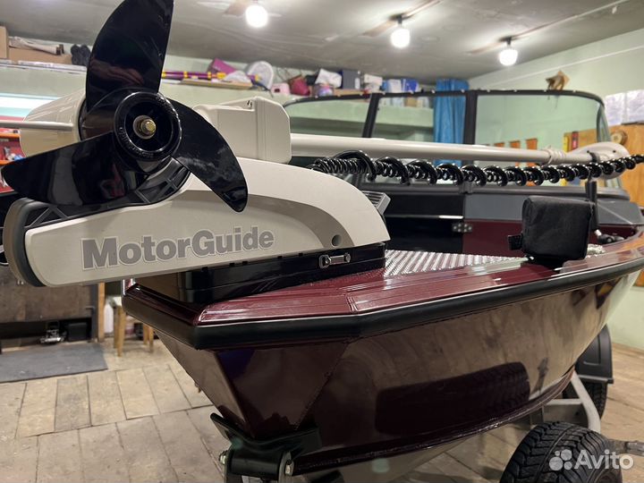 Windboat 4.6dcx+suzuki df60