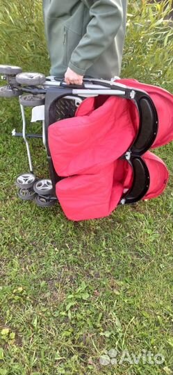 Прогулочная коляска peg perego для двойни