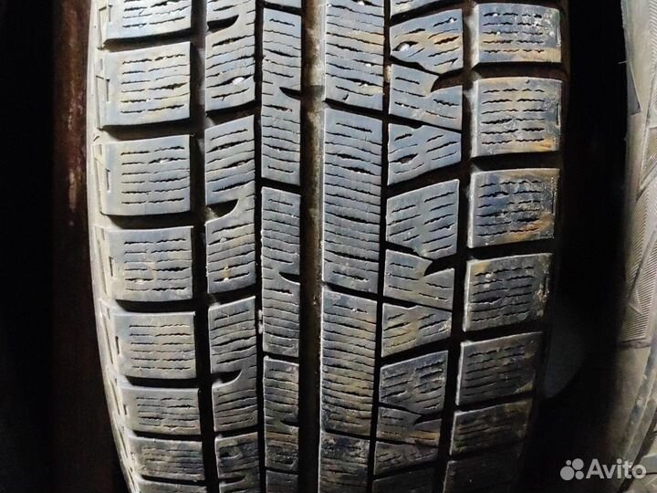 Yokohama Ice Guard IG50+ 215/55 R17