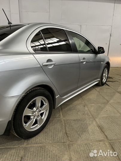 Mitsubishi Lancer 2.0 CVT, 2008, 100 000 км
