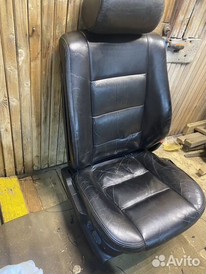 Передние сиденья электро bmw e34 е32