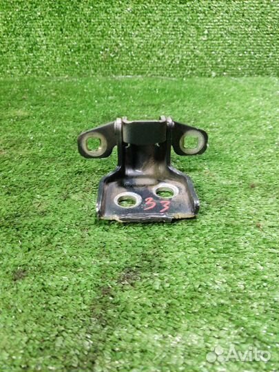 Петля двери Renault Logan