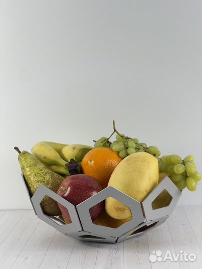 Ваза для фруктов металлическая