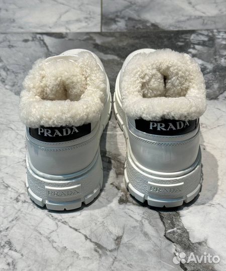 Кеды с мехом prada