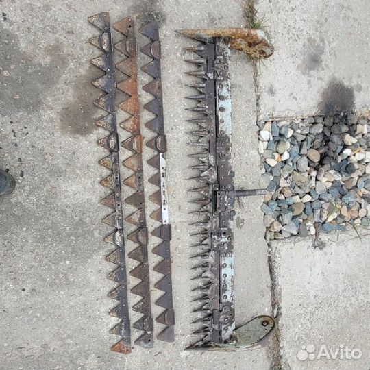 Запчасти к чешской косилки MF70