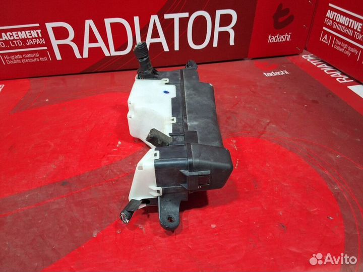 Блок предохранителей Toyota Voltz ZZE138