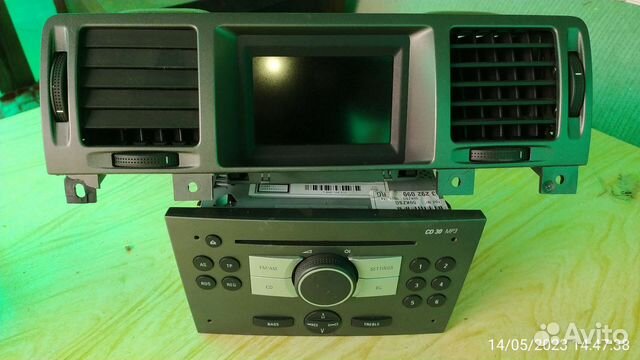 Магнитола и монитор
