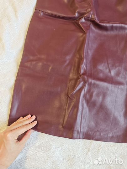 Платье кожзам 44 Zarina