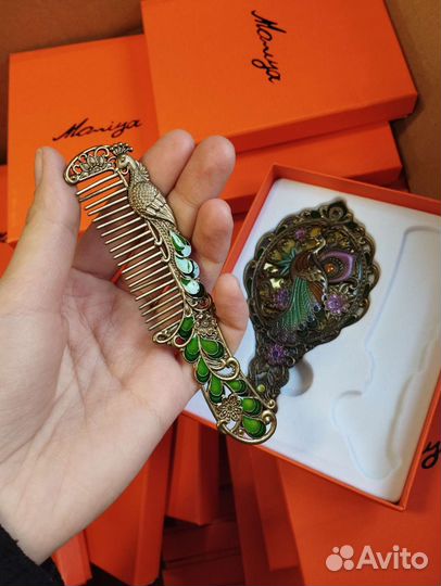 Подарочный набор зеркало + расческа Турция