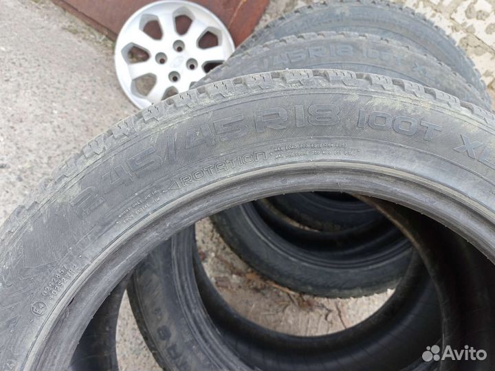 Nokian Tyres Hakkapeliitta 8 245/45 R18 100T
