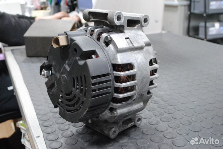 Генератор Audi A4, A6 1.8 Turbo, 2.0 FSi б/у