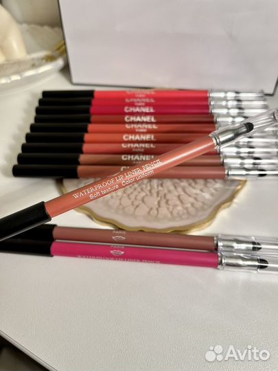 Карандаш для губ chanel