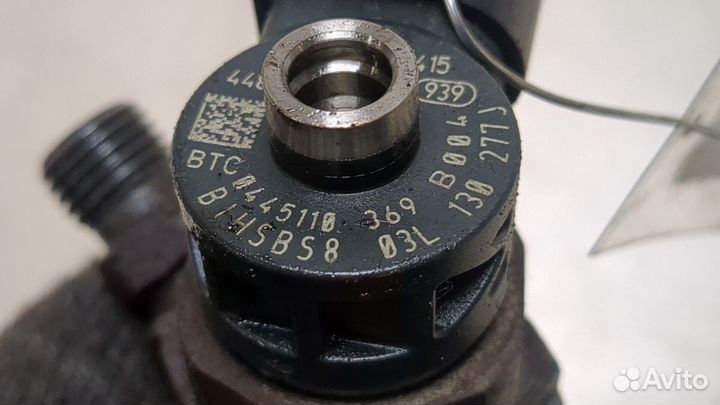 Форсунка топливная Skoda SuperB, 2012