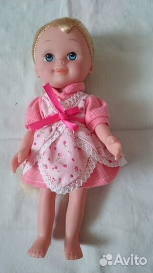 Кукла в платье