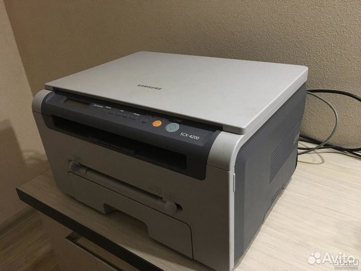 Мфу Samsung SCX-4220 домашнее/офис