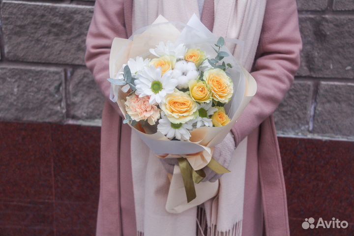 Букет цветов на 14 февраля яркий