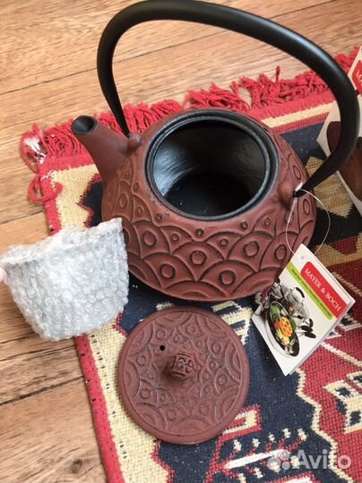 Заварочный чайник чугунный новый