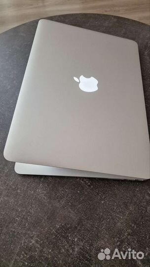 Macbook air A1466 2012