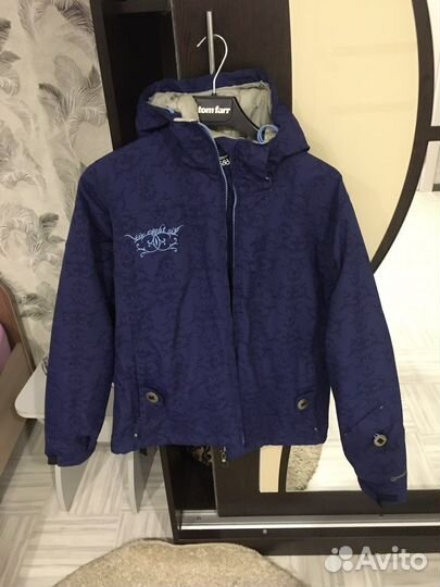 Горнолыжная куртка женская 42 44