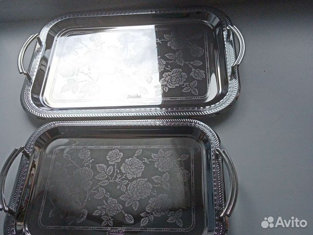 Набор из двух подносов